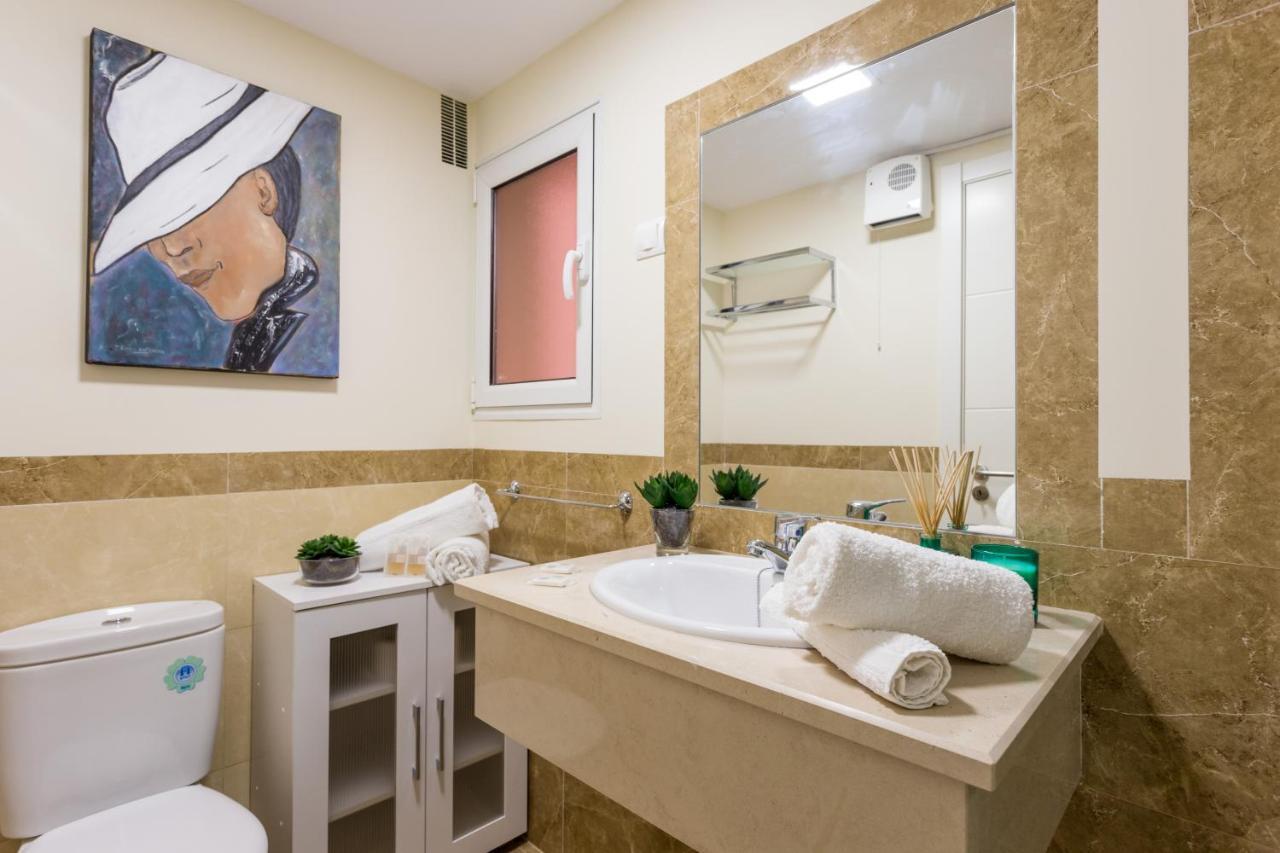 Litoralmar Beachfront Apartment Portimão Eksteriør billede