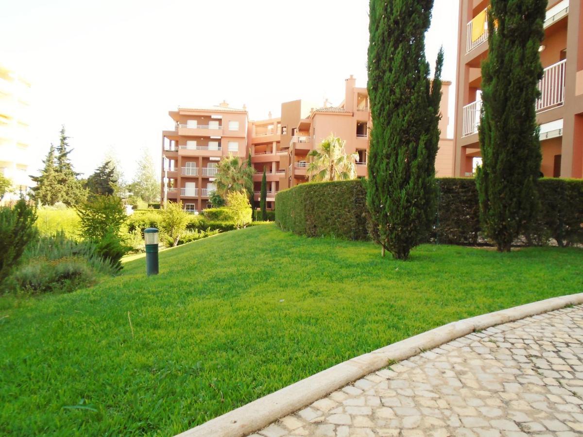Litoralmar Beachfront Apartment Portimão Eksteriør billede