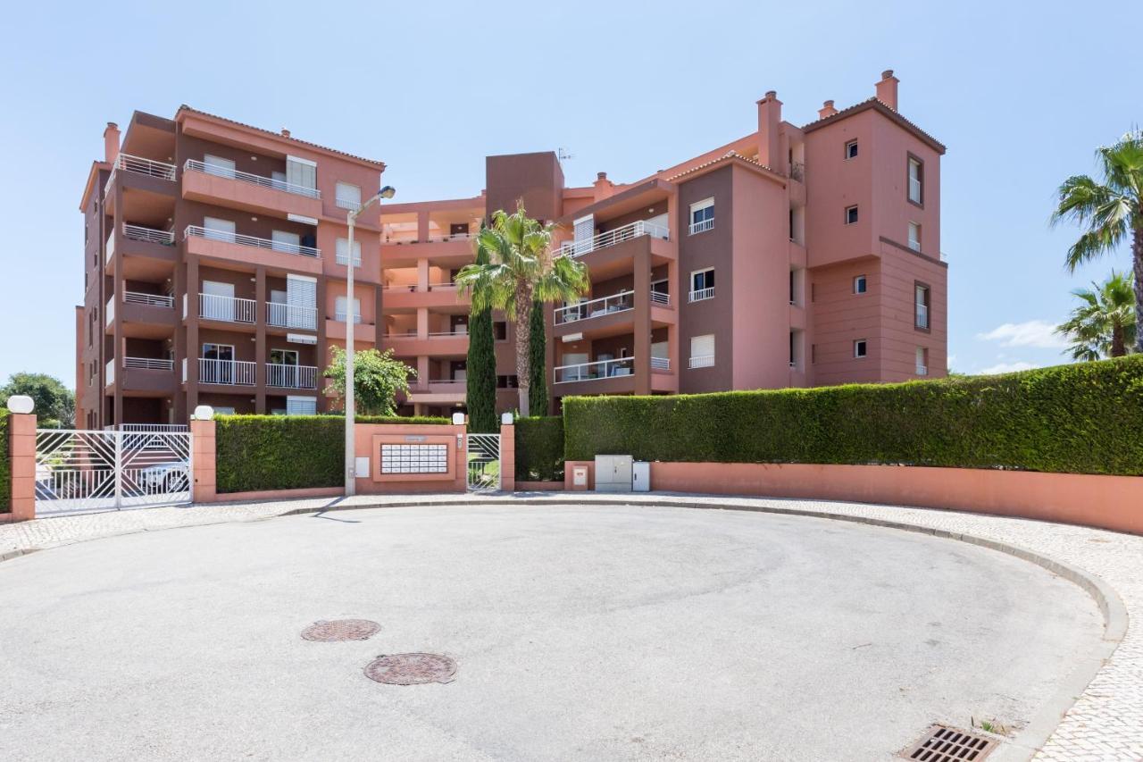 Litoralmar Beachfront Apartment Portimão Eksteriør billede
