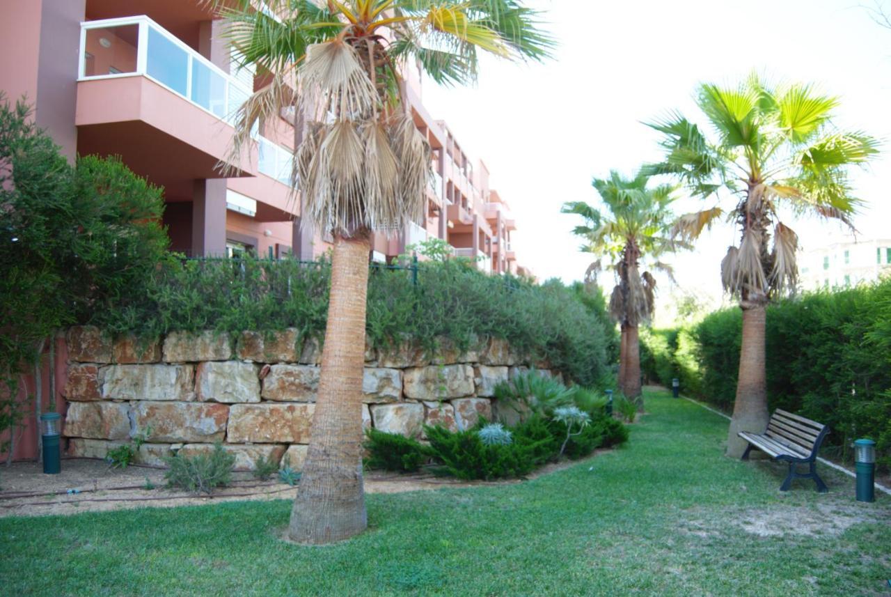 Litoralmar Beachfront Apartment Portimão Eksteriør billede