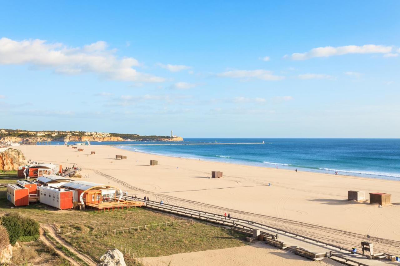 Litoralmar Beachfront Apartment Portimão Eksteriør billede