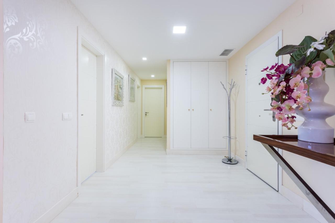 Litoralmar Beachfront Apartment Portimão Eksteriør billede