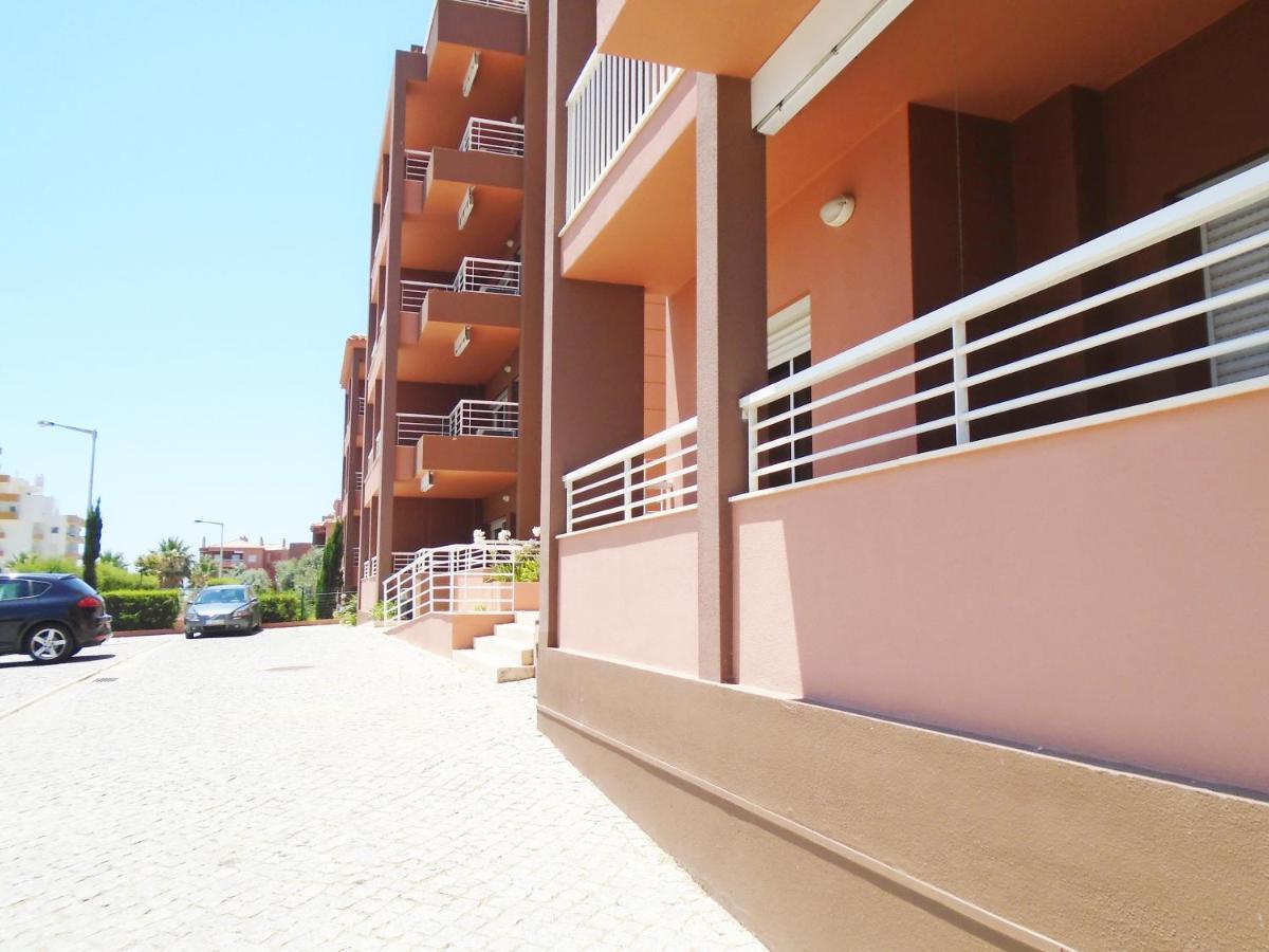 Litoralmar Beachfront Apartment Portimão Eksteriør billede