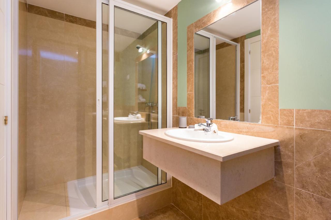 Litoralmar Beachfront Apartment Portimão Eksteriør billede